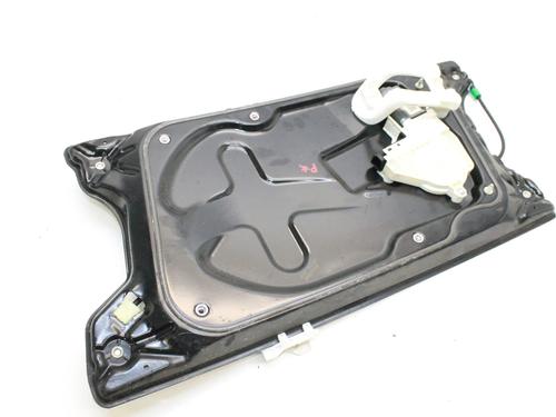 Used Front left window mechanism Front left window mechanism LAND ROVER DISCOVERY IV (L319) 3.0 TD 4x4 (245 hp) 39823605 39823605