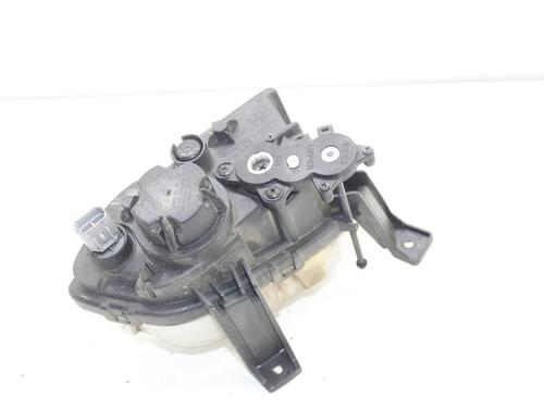 Right front fog light KIA STONIC (YB) 1.0 T-GDi | BP39795735C31 - Image 3