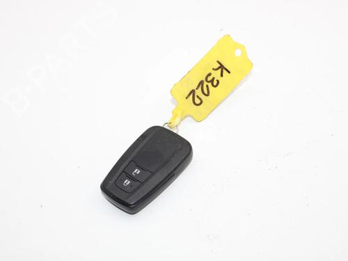 Used Electronic module Electronic module TOYOTA COROLLA Hatchback (_E21_, _EA1_, _EH1_) 1.8 Hybrid (ZWE211, ZWE219) (122 hp) 39878980 39878980