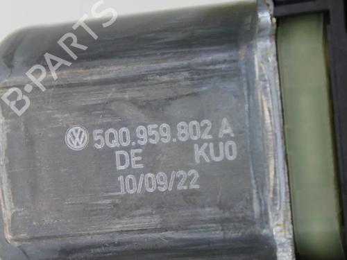 Front left window mechanism VW T-ROC (A11, D11) 1.0 TSI | BP39781077C22 - Image 8