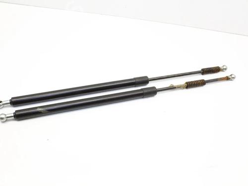tailgate-lift-support-vw-golf-vii-5g1-bq1-be1-be2-2012-2013-2014-2015-2016-2017-2018-2019-2020-2021-39804329 main image