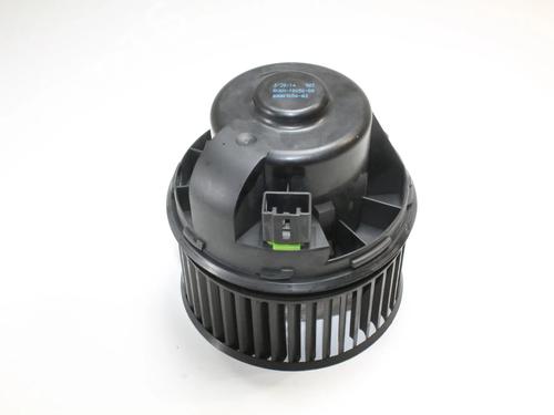 Heater blower motor FORD KUGA II (DM2) 2.0 TDCi 4x4 | BP39822939M62 - Image 4