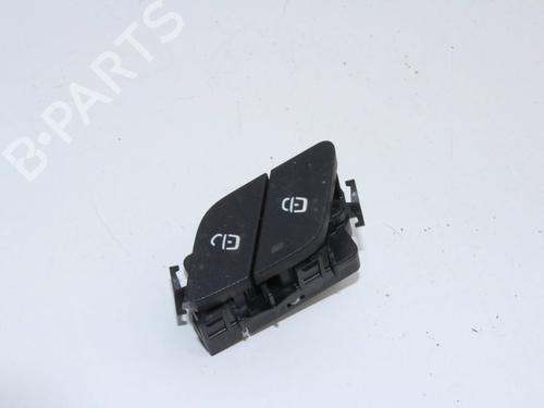 Used Switch Switch MERCEDES-BENZ A-CLASS (W177) A 180 d (177.003) (116 hp) 39793545 39793545