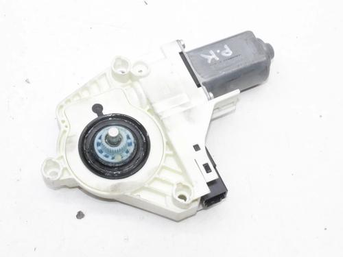 Used Left front window motor Left front window motor LAND ROVER DISCOVERY IV (L319) 3.0 TD 4x4 (245 hp) 39797503 39797503