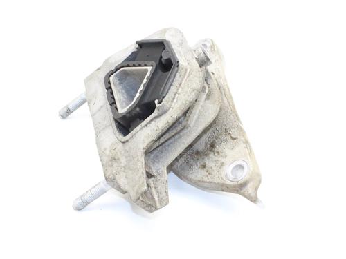 Used Engine mount Engine mount PEUGEOT 2008 II (UD_, US_, UY_, UJ_, UR_, UC_) e-2008 (UKZKXZ) (136 hp) 39834220 39834220
