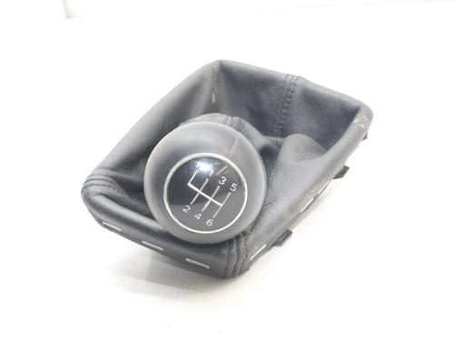 shift-knob-audi-a4-b6-avant-8e5-2000-2001-2002-2003-2004-2005-39781573 main image