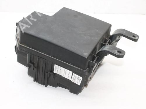 Used Fuse box Fuse box KIA SORENTO II (XM) 2.2 CRDi (197 hp) 39820299 39820299