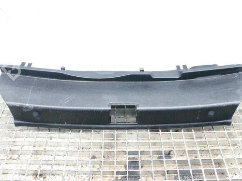 Used Tailgate trim Tailgate trim MERCEDES-BENZ C-CLASS Coupe (C204) C 250 CDI (204.303) (204 hp) 39828965 39828965