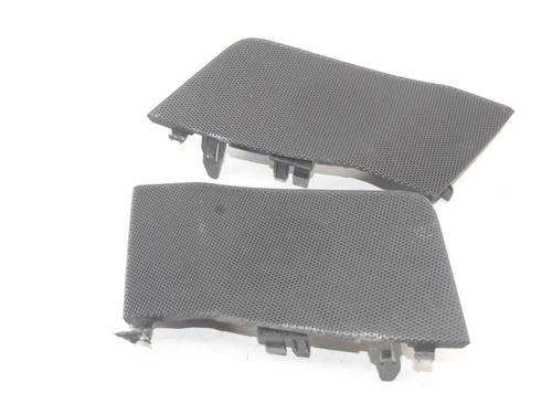 grille-toyota-prius-plus-_w4_-2011-39799059 main image