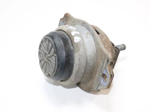 Used Engine mount Engine mount LAND ROVER DISCOVERY III (L319) 2.7 TD 4x4 (190 hp) 39835728 39835728