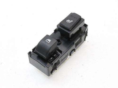 Used Left rear window switch Left rear window switch KIA SPORTAGE V (NQ5) 1.6 T-GDI (180 hp) 39837990 39837990