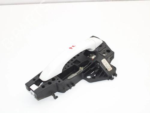 front-left-exterior-door-handle-audi-a5-sportback-8ta-2007-2008-2009-2010-2011-2012-2013-2014-2015-2016-2017-39782031 main image