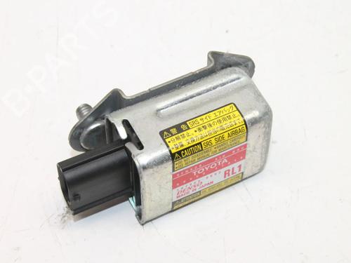Used Control unit Control unit TOYOTA PRIUS Liftback (_W2_) 1.5 Hybrid (NHW20_, NHW20R) (112 hp) 39825154 39825154
