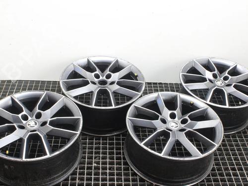 Used Wheel set Wheel set SKODA OCTAVIA III Combi (5E5, 5E6) 2.0 TSI RS (245 hp) 39847661 39847661
