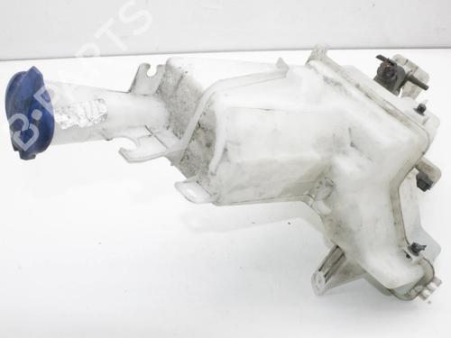 Used Windscreen washer tank Windscreen washer tank KIA SPORTAGE IV (QL, QLE) 1.6 GDI (132 hp) 39877754 39877754