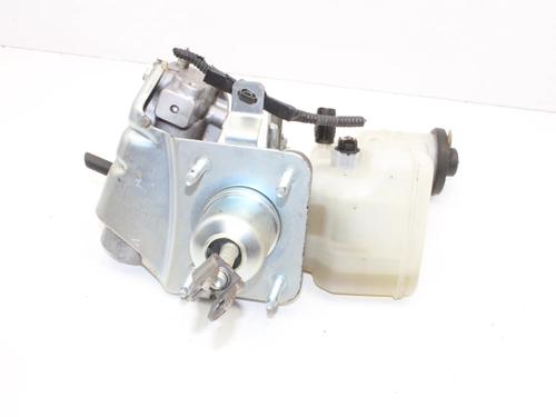 Used Servo brake Servo brake LEXUS IS III (_E3_) 300h (AVE30_, AVE30R) (223 hp) 39857350 39857350