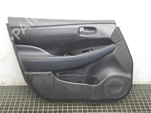 outra-nissan-leaf-ze1-2017-39776318 main image