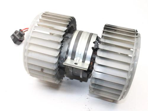 Heater blower motor AUDI A8 D3 (4E2, 4E8) 3.0 TDI quattro | BP39774547M62 - Image 3