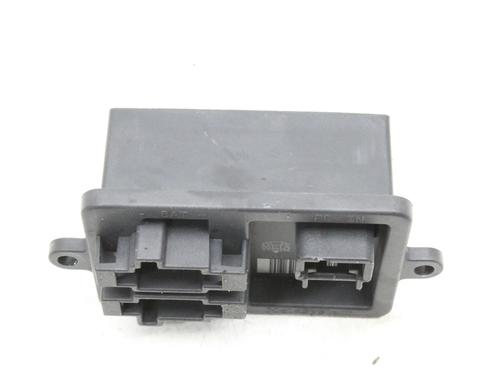 Used Heater resistor Heater resistor PEUGEOT 3008 II SUV (MC_, MR_, MJ_, M4_) 1.2 THP/ PureTech 130 (MRHNSM, MRHNSU, MRHNSJ, MRHNYW,... (131 hp) 39809636 39809636