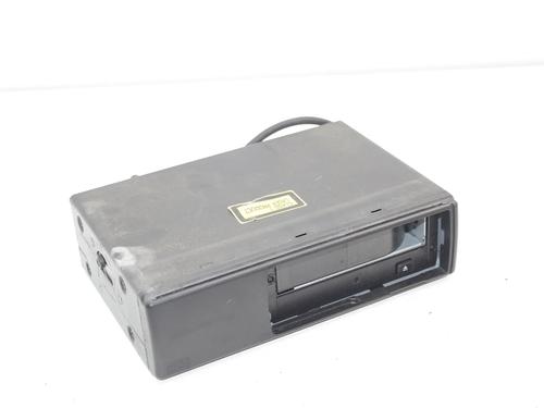 elektronisk-modul-audi-a4-b5-8d2-1994-1995-1996-1997-1998-1999-2000-2001-39791076 main image