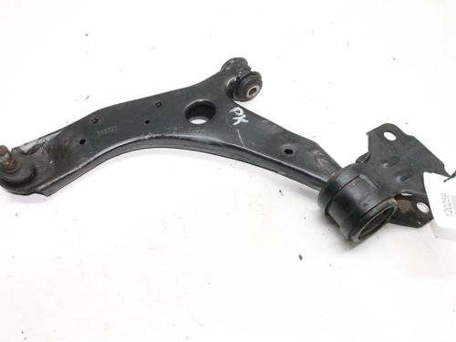 Used Left front suspension arm Left front suspension arm MAZDA 3 (BL) 2.2 MZR CD (BL10) (185 hp) 39826815 39826815