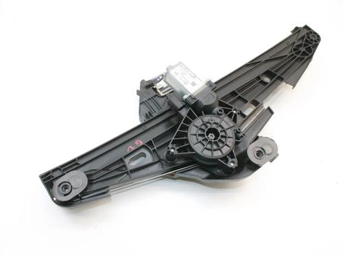 Elevador vidro trás esquerdo Elevador vidro trás esquerdo OPEL ASTRA L Sports Tourer (OV5) 1.2 (FRHNSL, FRHNSR) (131 hp) 39873261 39873261