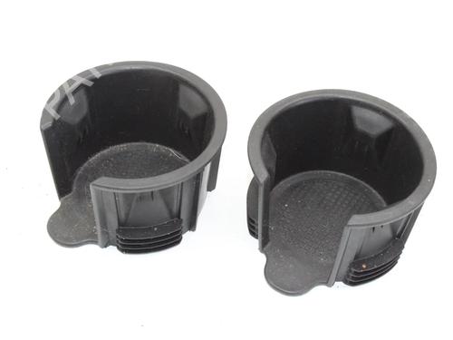 Used Cup/Object holder Cup/Object holder LAND ROVER RANGE ROVER SPORT I (L320) 3.6 D 4x4 (272 hp) 39869597 39869597