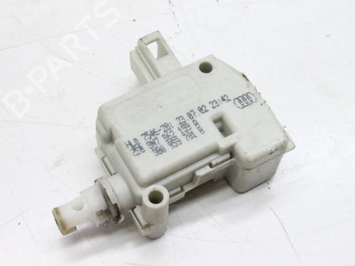 Used Electronic module Electronic module AUDI TT Roadster (8N9) 1.8 T quattro (180 hp) 39812828 39812828