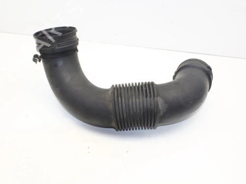 pipe-nissan-nv300-van-x82-2016-39781877 main image
