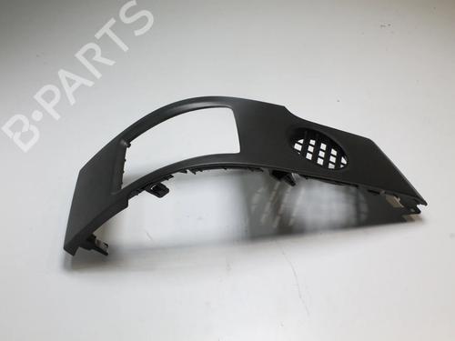 Used Grille Grille HONDA CR-V III (RE_) 2.0 i-VTEC (RE5, RE1) (150 hp) 39821322 39821322