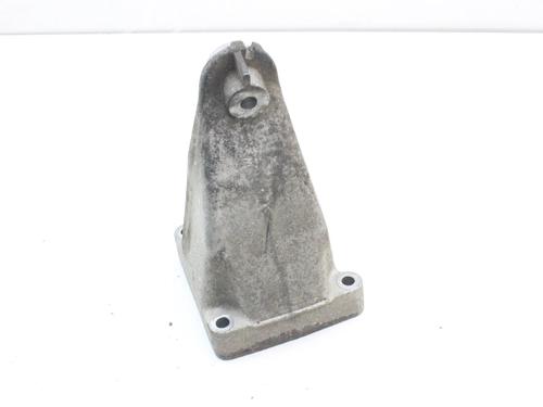 Used Engine mount Engine mount MERCEDES-BENZ CLK Convertible (A209) CLK 200 Kompressor (209.441) (184 hp) 39804017 39804017