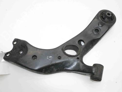 Used Right front suspension arm Right front suspension arm LEXUS NX (_Z1_) 300h AWD (AYZ15, AYZ15_, AYZ15R) (197 hp) 39779486 39779486