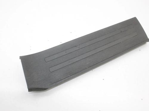 right-sideskirt-nissan-nv200-van-2010-39771300 main image