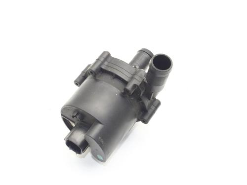 Used Auxiliary water pump Auxiliary water pump RENAULT ZOE (BFM_) ZOE (88 hp) 39840264 39840264