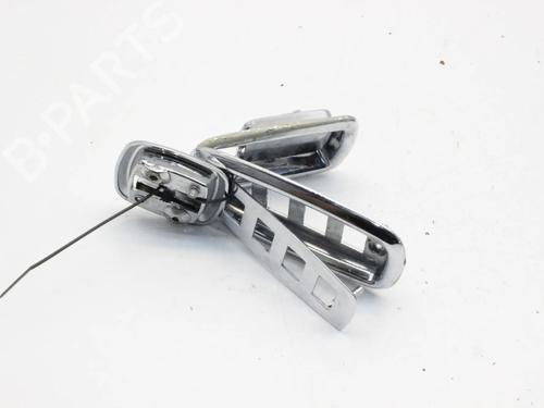 Used Rear right interior door handle Rear right interior door handle ROLLS-ROYCE SILVER SPIRIT 6.75 (305 hp) 40015240 40015240