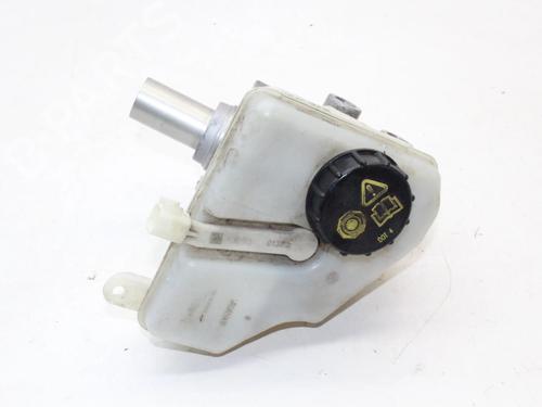 Brake master cylinder JAGUAR XF II (X260) 3.0 D | BP39826037M77 - Image 3