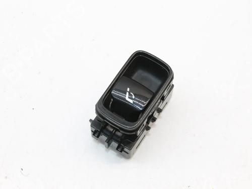 Used Switch Switch MERCEDES-BENZ C-CLASS T-MODEL (S206) C 200 (206.242) (204 hp) 39819479 39819479