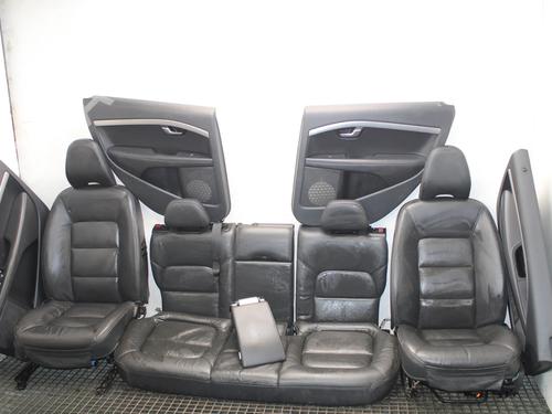 Used Seats set Seats set VOLVO XC70 II (136) D5 AWD (215 hp) 39819429 39819429