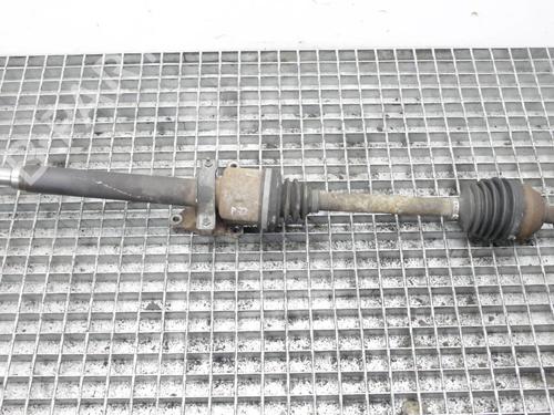Drivaksel fortil Højre Drivaksel fortil Højre VOLVO V70 III (135) 2.0 D (136 hp) 39848468 39848468