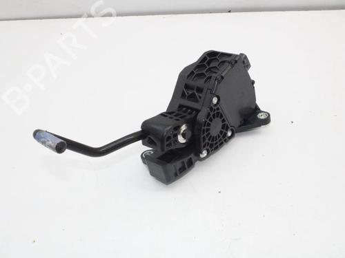 Pedale Pedale LEXUS ES (_Z10_, _A10_, _H10_) 300h (AXZH10, AXZH11) (218 hp) 39811446 39811446