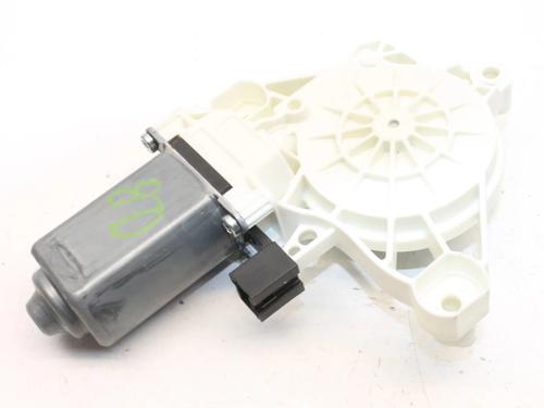 Used Right rear window motor Right rear window motor MERCEDES-BENZ CLA (C118) CLA 180 (118.384) (136 hp) 39807002 39807002