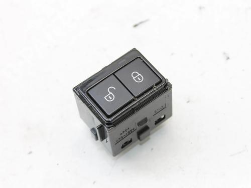 Used Switch Switch JAGUAR XE (X760) 2.0 D (163 hp) 39872810 39872810