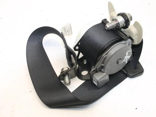 Used Rear left seatbelt Rear left seatbelt MITSUBISHI OUTLANDER III (GG_W, GF_W, ZJ, ZL, ZK) 2.2 Di-D 4WD (GF6W) (150 hp) 39821025 39821025