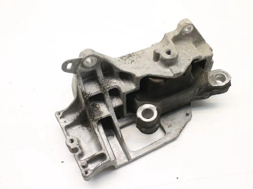 Getriebehalter für Getriebehalter TOYOTA AURIS (_E15_) 1.8 Hybrid (ZWE150_, ZWE150R) (136 hp) 39866679 39866679