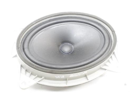 speaker-lexus-ct-zwa10_-2010-39773817 main image