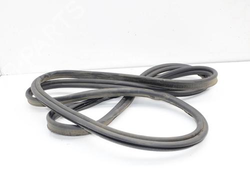 Used Rubber door seal Rubber door seal AUDI Q6 E-TRON (GFB) e-tron quattro (387 hp) 39873985 39873985