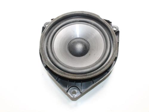speaker-lexus-is-iii-_e3_-2013-39791587 main image