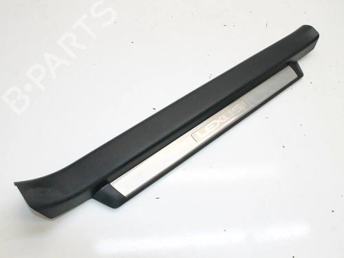 Trinbræt Trinbræt LEXUS GS (_L1_) 300h (AWL10_, AWL10R) (223 hp) 39833316 39833316