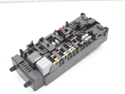 Used Fuse box Fuse box LAND ROVER RANGE ROVER SPORT II (L494) 3.0 SDV6 Hybrid 4x4 (354 hp) 39803988 39803988