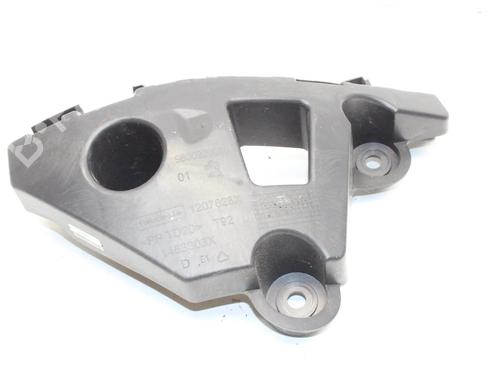 Used Rear bumper bracket Rear bumper bracket PEUGEOT 308 II (LB_, LP_, LW_, LH_, L3_) 2.0 BlueHDi 150 (150 hp) 39876914 39876914